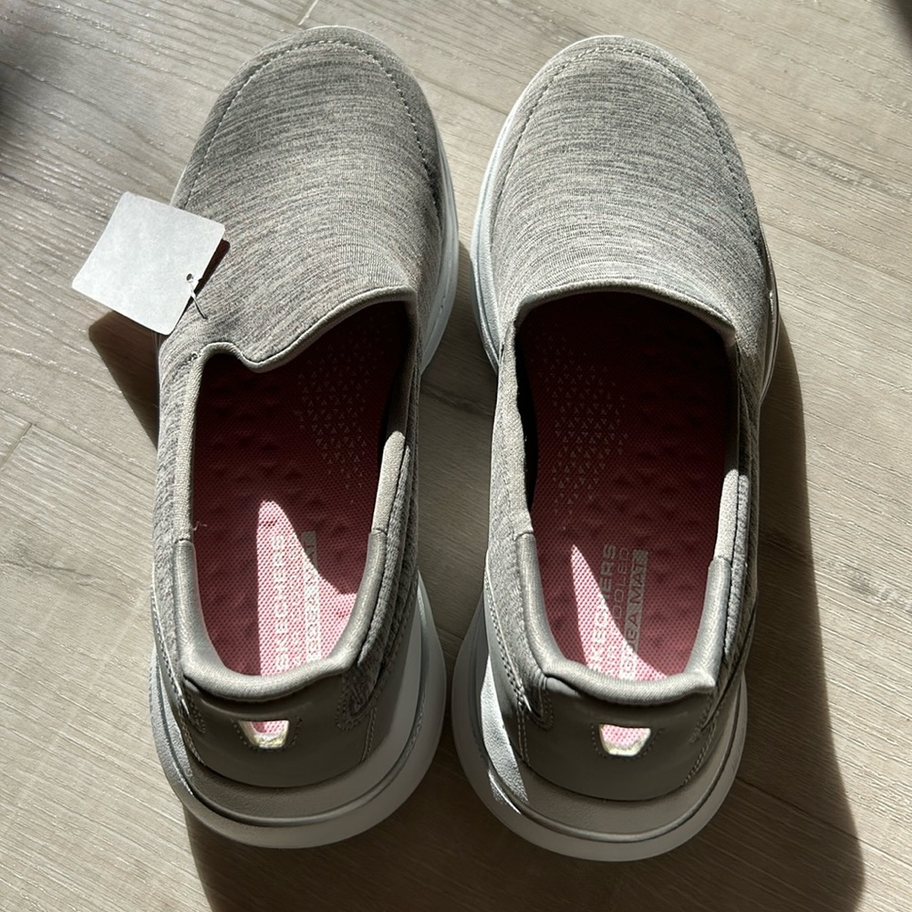 Brand new Skechers
